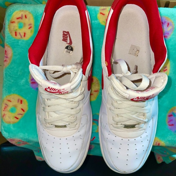 Nike  AF 1 Low Retro Summit White /University Red - Picture 4 of 12